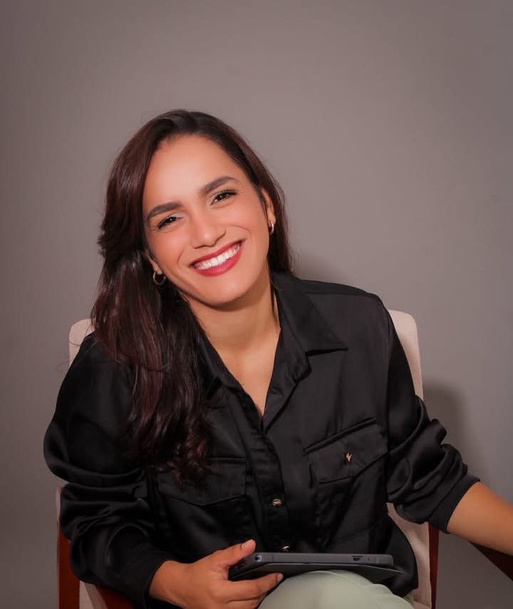 Adna Letícia